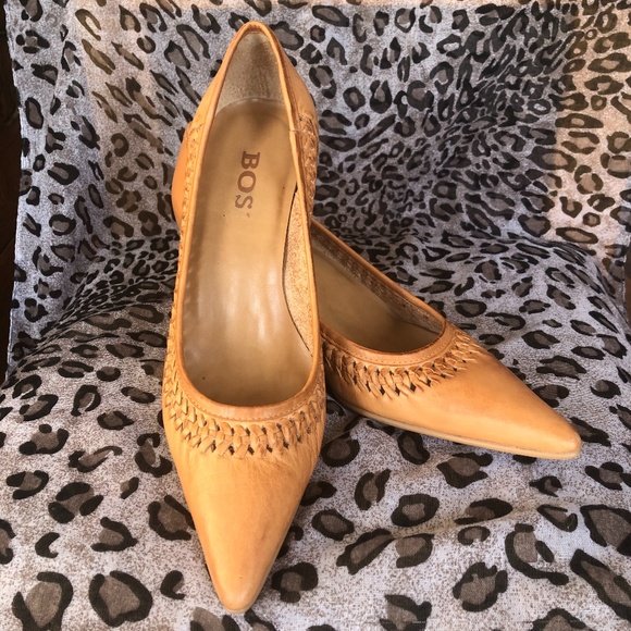BOS & Co. Soft Leather NEW Heels with Braided - Picture 3 of 10